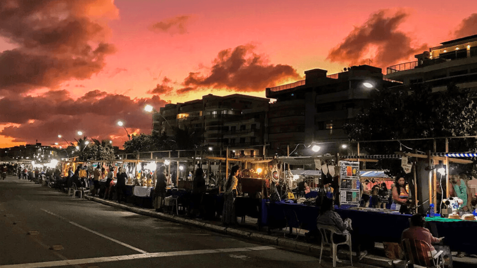 O que fazer em Cabo Frio à noite? Tudo o que você precisa saber para aproveitar a cidade depois do pôr do sol