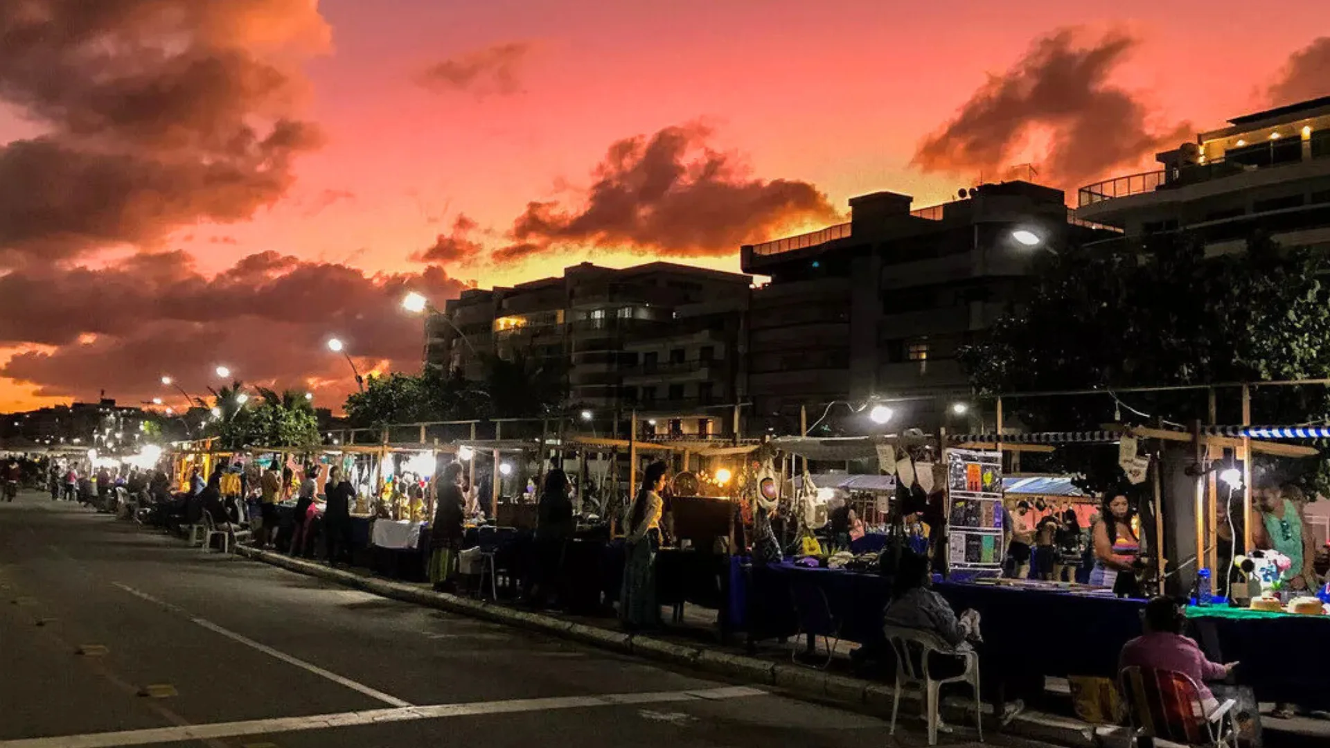 O que fazer em Cabo Frio à noite? Tudo o que você precisa saber para aproveitar a cidade depois do pôr do sol